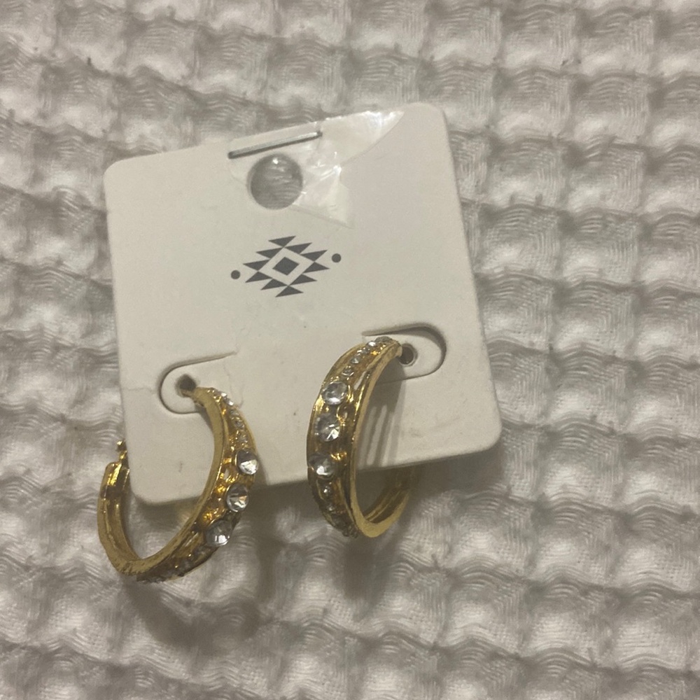 Gold earrings